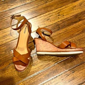 Rialto Rosalyn Women's Size 10 M Strappy Cork Wedge Ankle Strap Brown Sandals